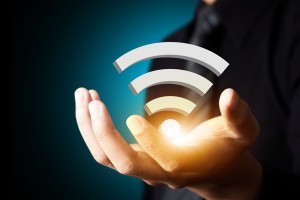 Wi-Fi-power-glowing-in-the-palm-of-your-hand